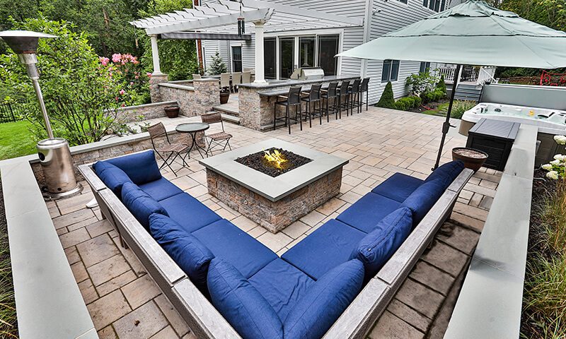 Outdoor living rooms are the hottest of landscaping trends in 2021