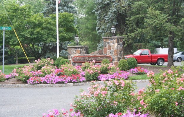 Landscape Maintenance at Falls Bridge Meadows Landscape Maintenance at Falls Bridge Meadows